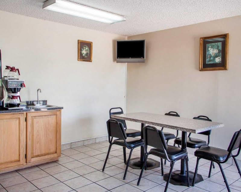 Econo Lodge Chandler Exteriör bild